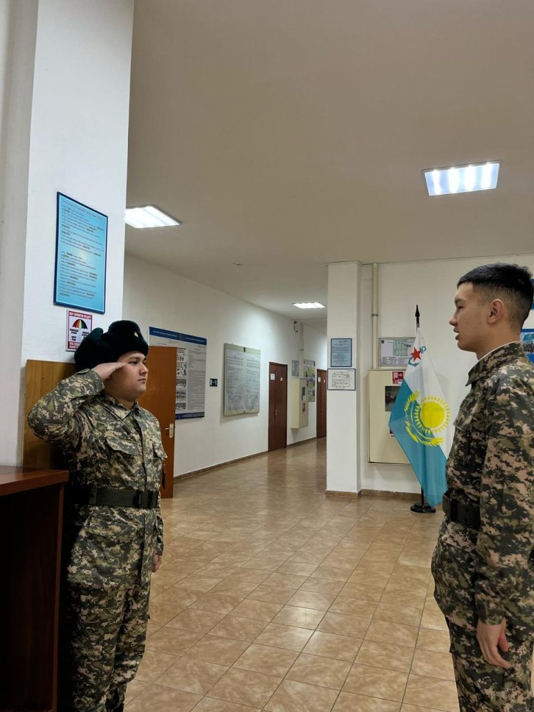 Әскери кафедрада оқу