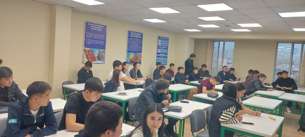 Қазақ тілін танымал ету мәселесі бойынша Стейн Ромбутпен кездесу