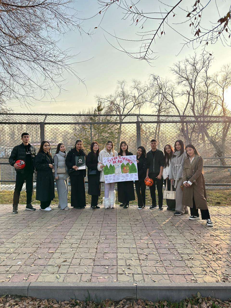 Ақ аю Пурганы туған күнімен құттықтау «Q» University» – ресми қамқоршысы атынан