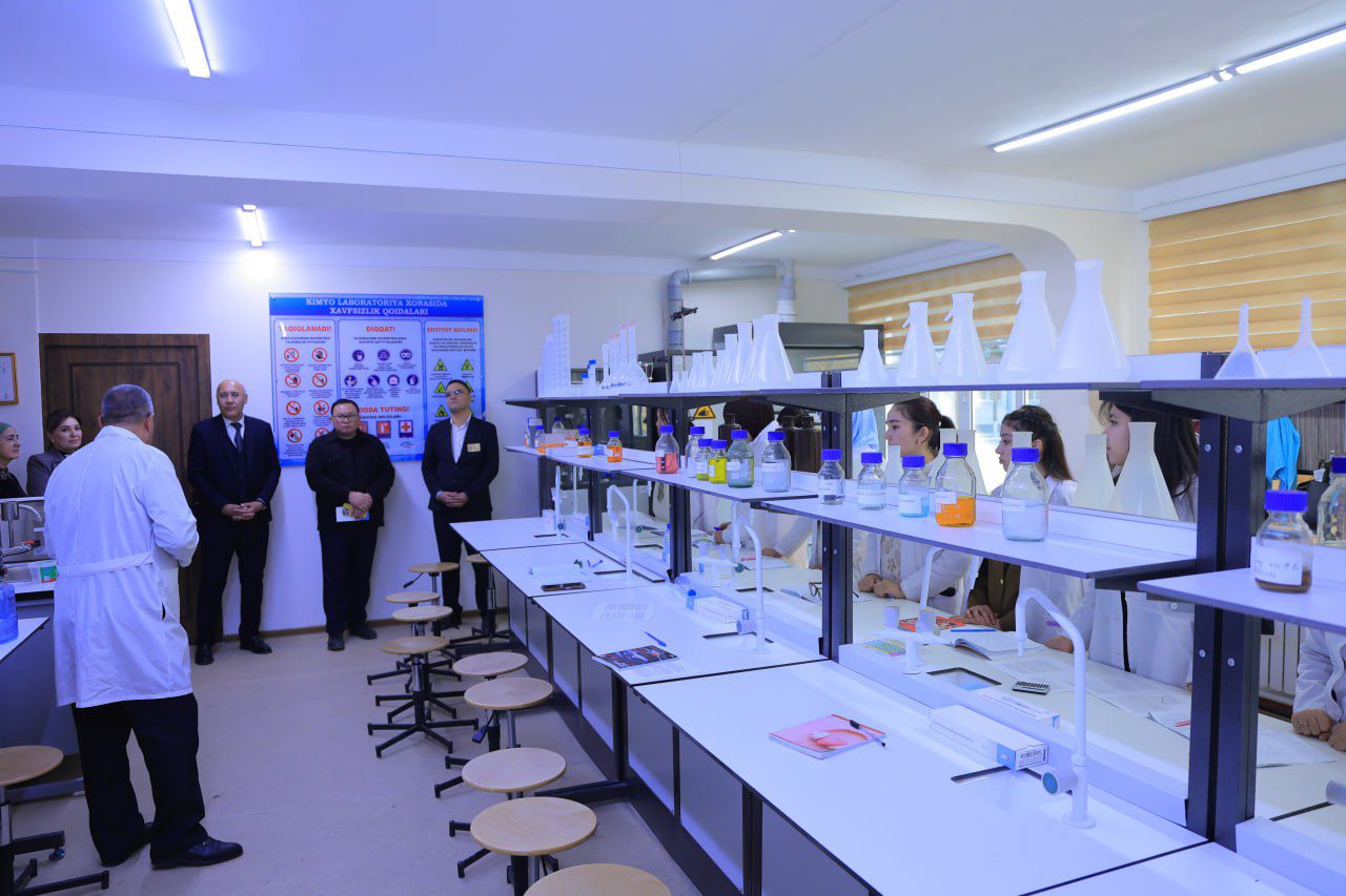 Q University өкілі Бұхара мемлекеттік педагогикалық институтында жұмыс сапарымен болды.