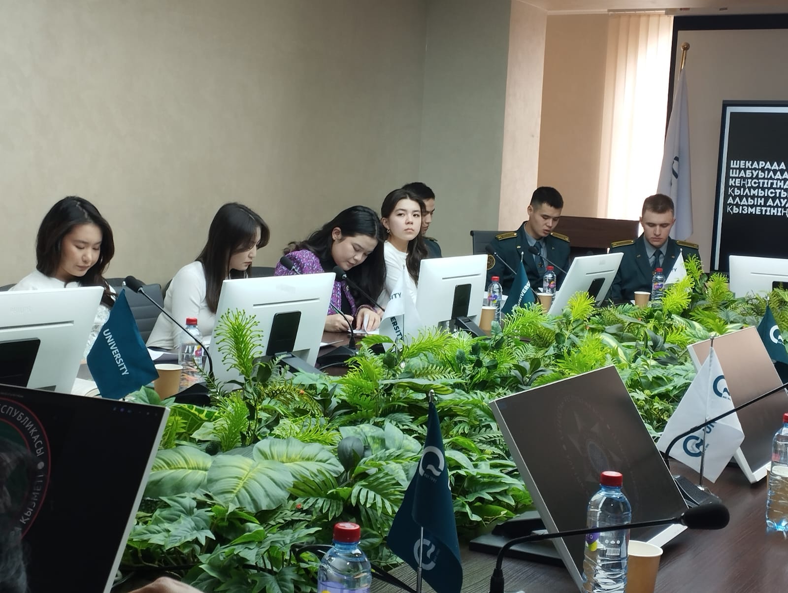 Дөңгелек үстел тақырыбы: «Мемлекеттік шекараны цифрландыру және жасанды интеллектті пайдалана отырып мемлекеттік шекараны қорғау».