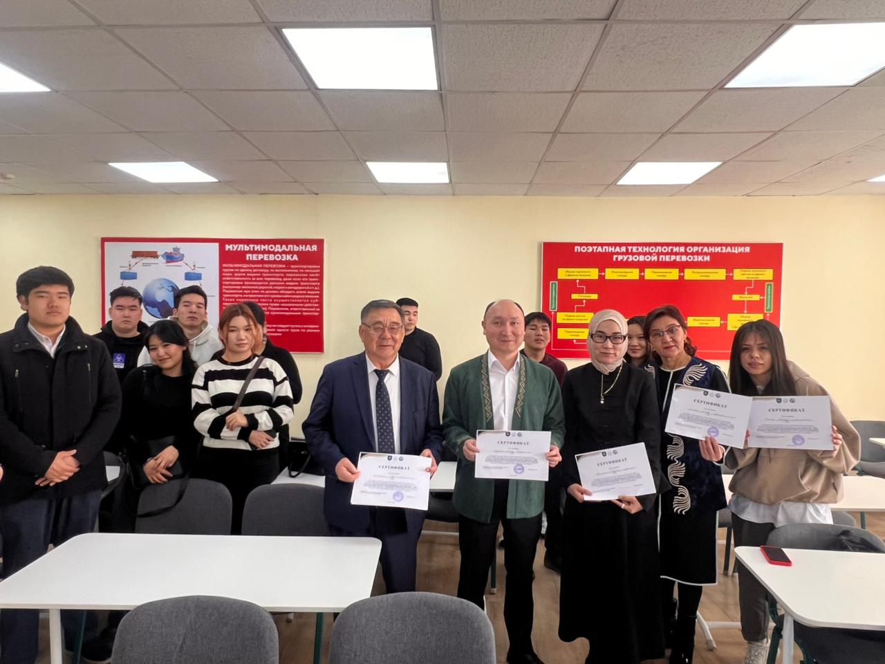 Әл-Фараби атындағы Қазақ ұлттық университетінің оқытушысы Сәндібек Динара Еркінқызы студенттерге қонақ дәрісін оқыды