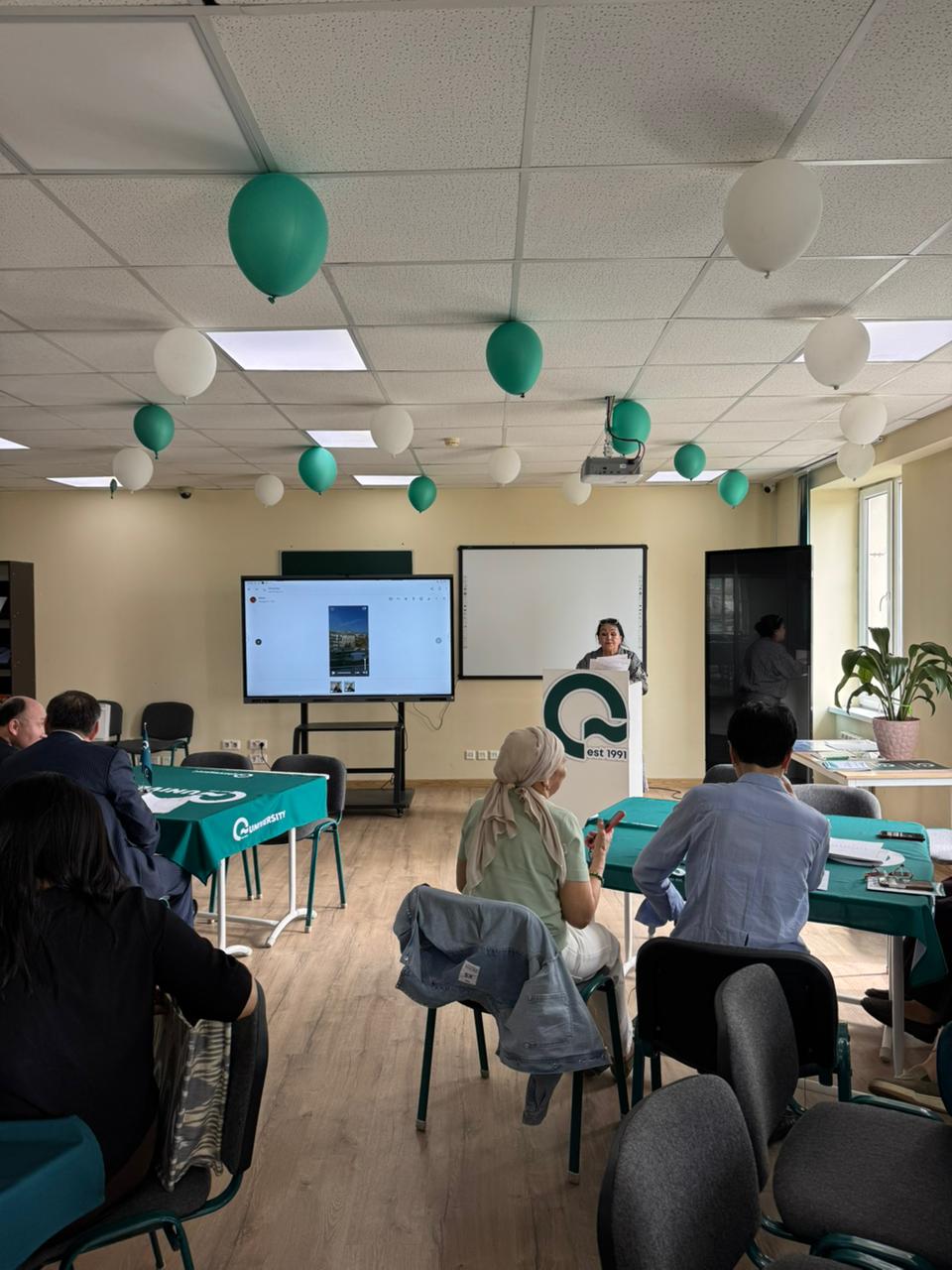 Q University-де Ғылым күніне арналған ғылыми-әдістемелік интенсивтің үшінші күні өтті