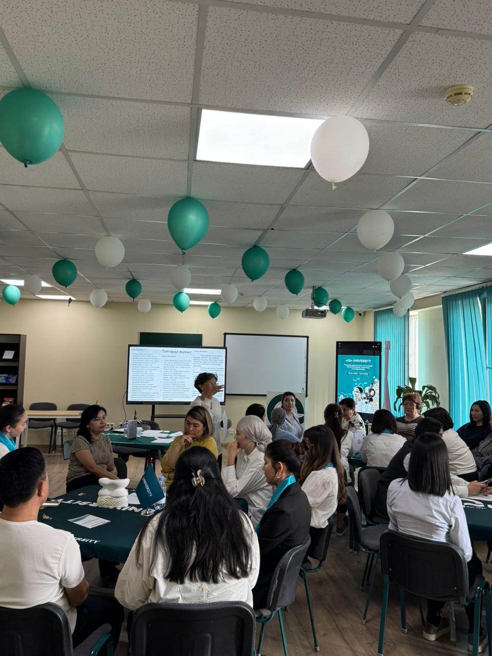 Q University-де Ғылым күніне арналған ғылыми-әдістемелік интенсивтің үшінші күні өтті