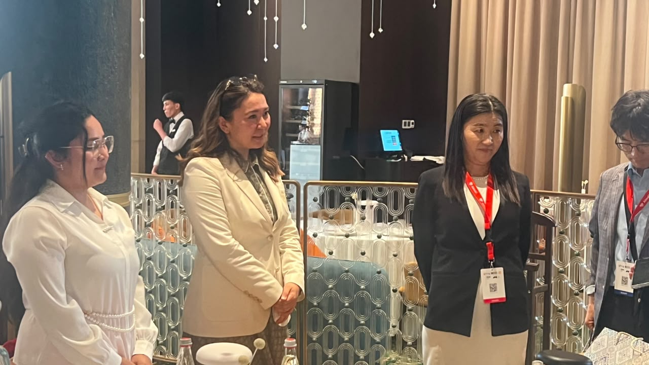 “Q” University мен Seoul Cyber University (Оңтүстік Корея) ректорларының ресми кездесуі