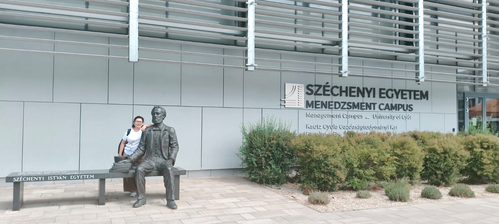 Q Университетінің қызметкерлері Венгрияның Дьёр қаласындағы Иштван Сечени университетінде халықаралық тағылымдамадан сәтті өтті